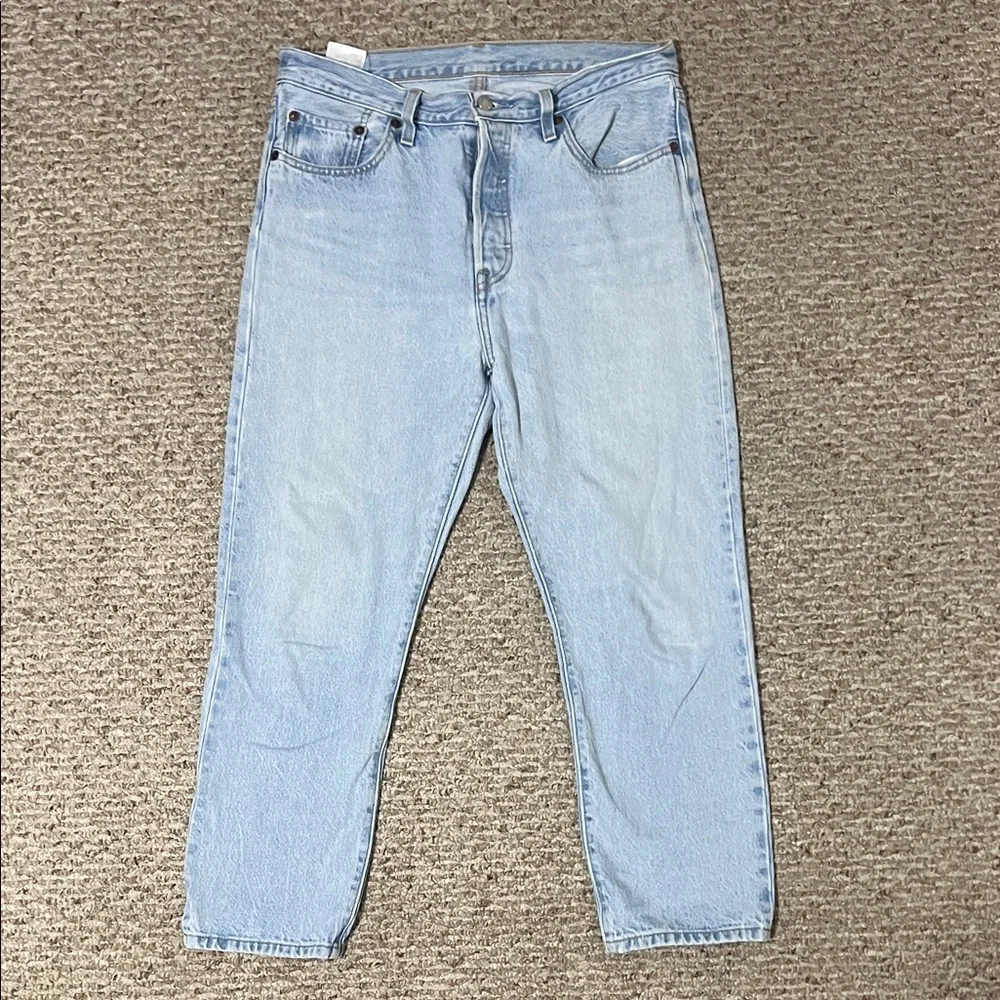 Levi’s 501 Light Blue Women's Jeans - Picture 1 of 10